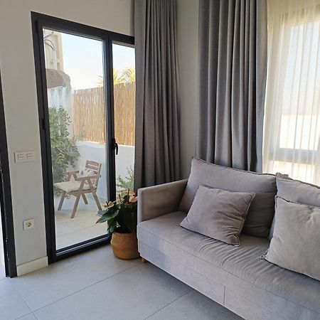 Apartamentos Madreselva Fernan Perez Zewnętrze zdjęcie