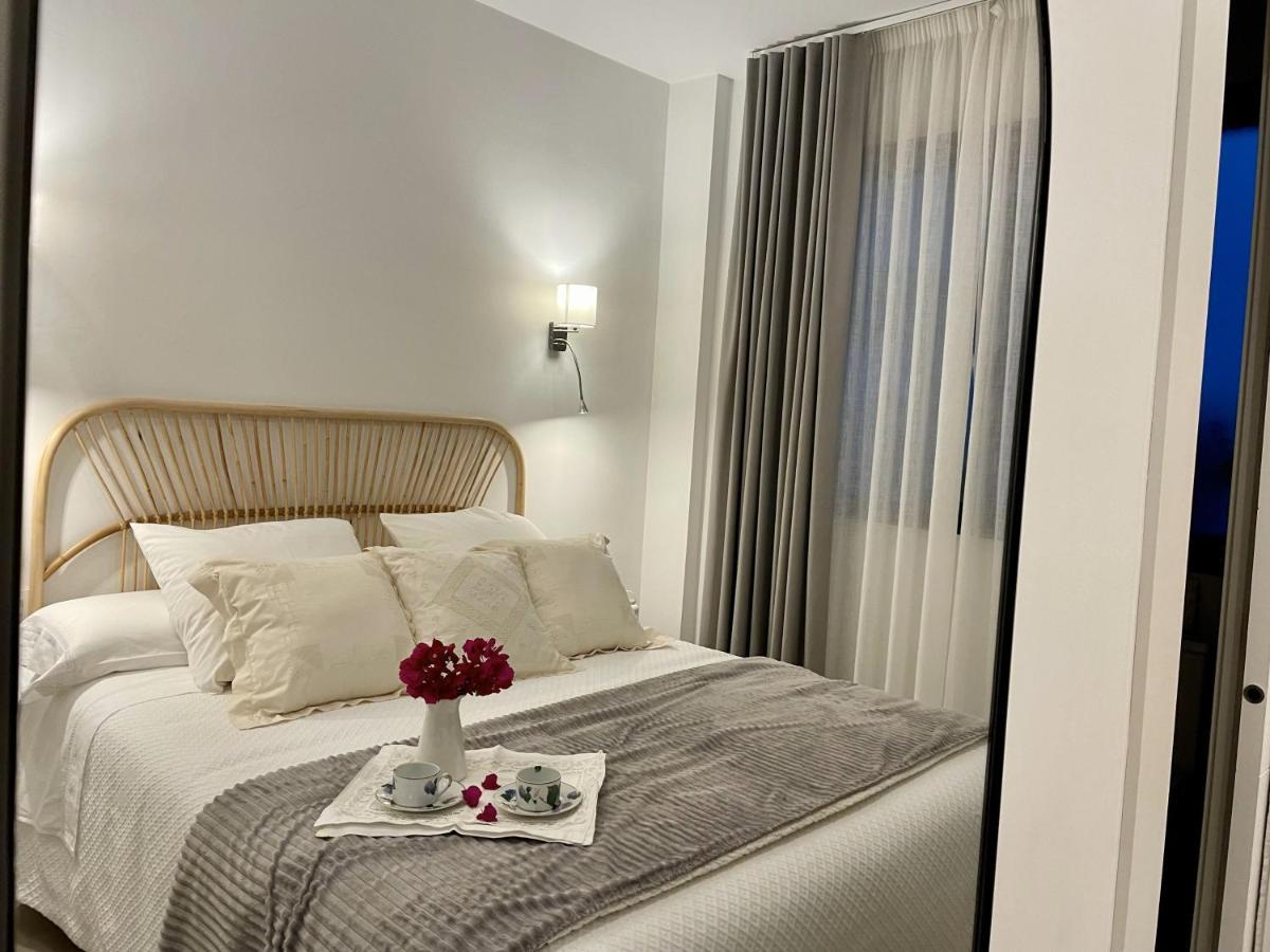 Apartamentos Madreselva Fernan Perez Zewnętrze zdjęcie