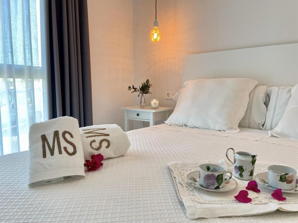 Apartamentos Madreselva Fernan Perez Zewnętrze zdjęcie
